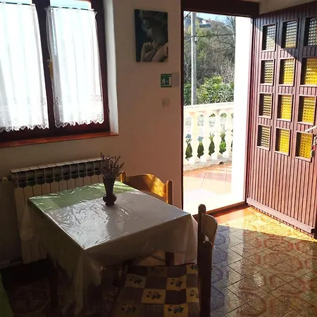 Andreja Apartment *