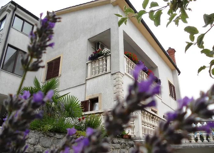 Andreja Lägenhet Opatija